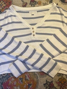 Aeropostale Cream and Light Blue Striped V-Neck Henley Sweater